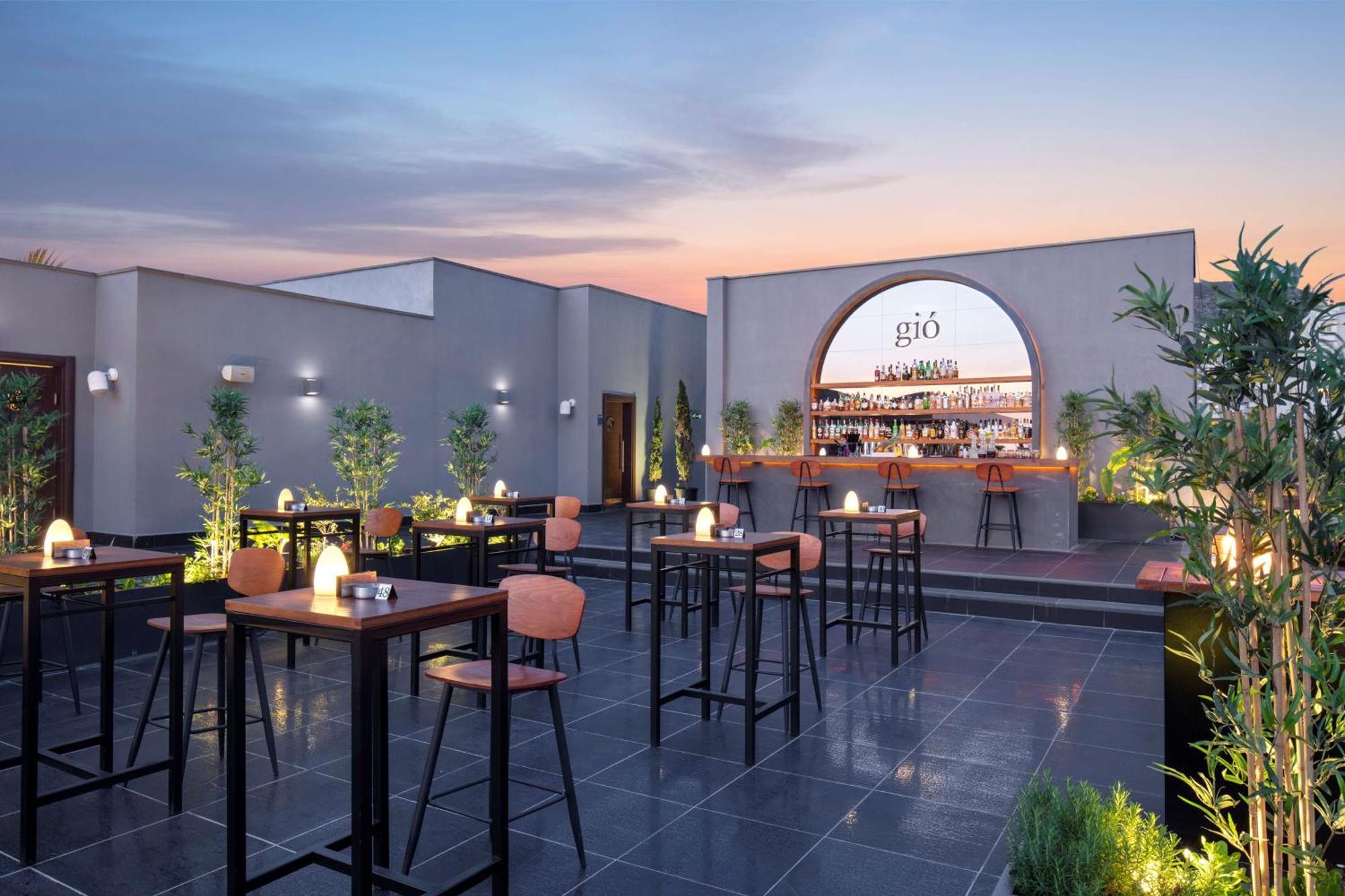 Doubletree By Hilton Kusadasi Bagian luar foto