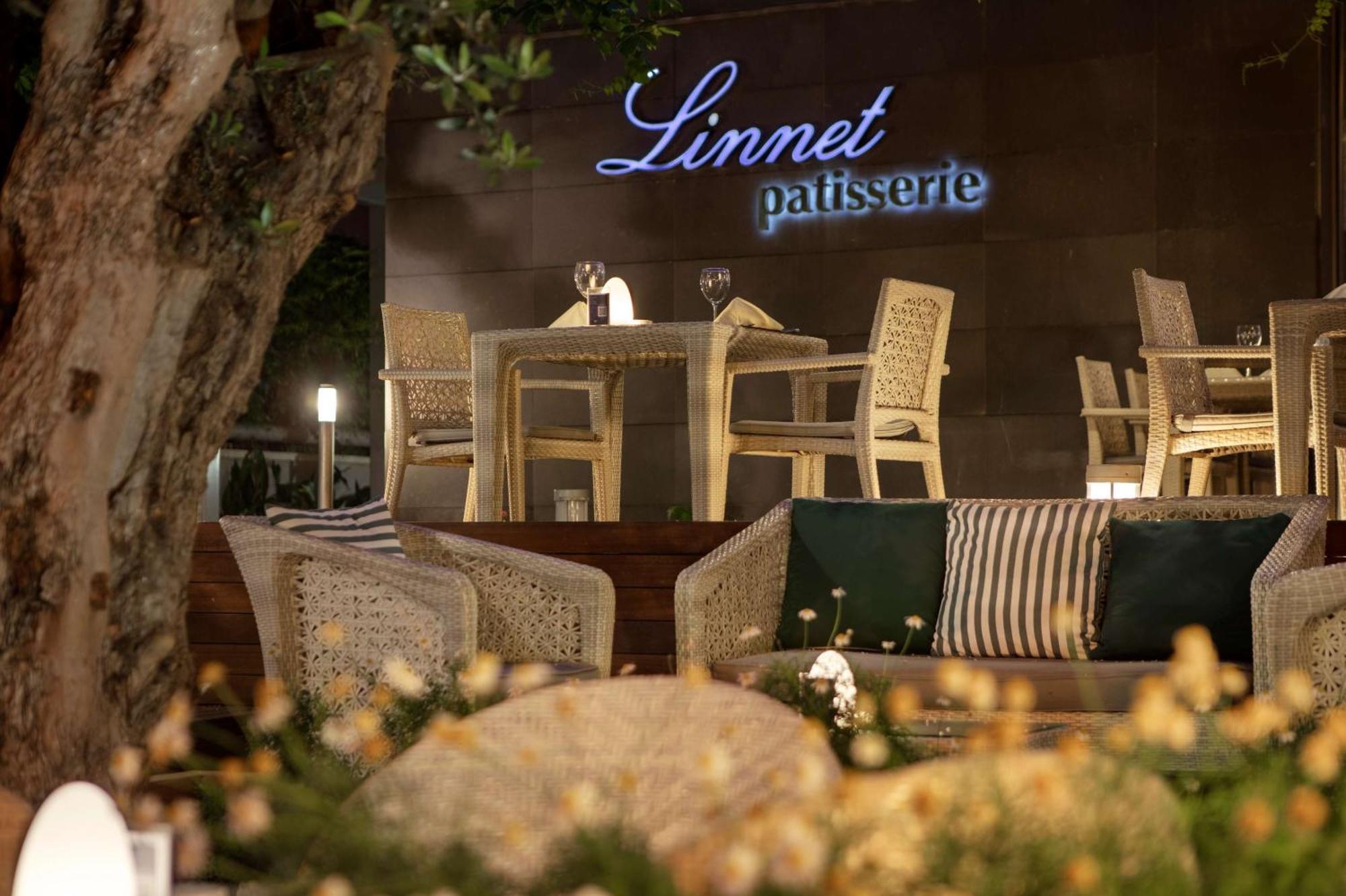 Doubletree By Hilton Kusadasi Bagian luar foto